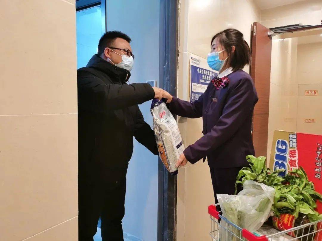 海伦堡物业:寒冬战"疫",因为有你,温暖常在!