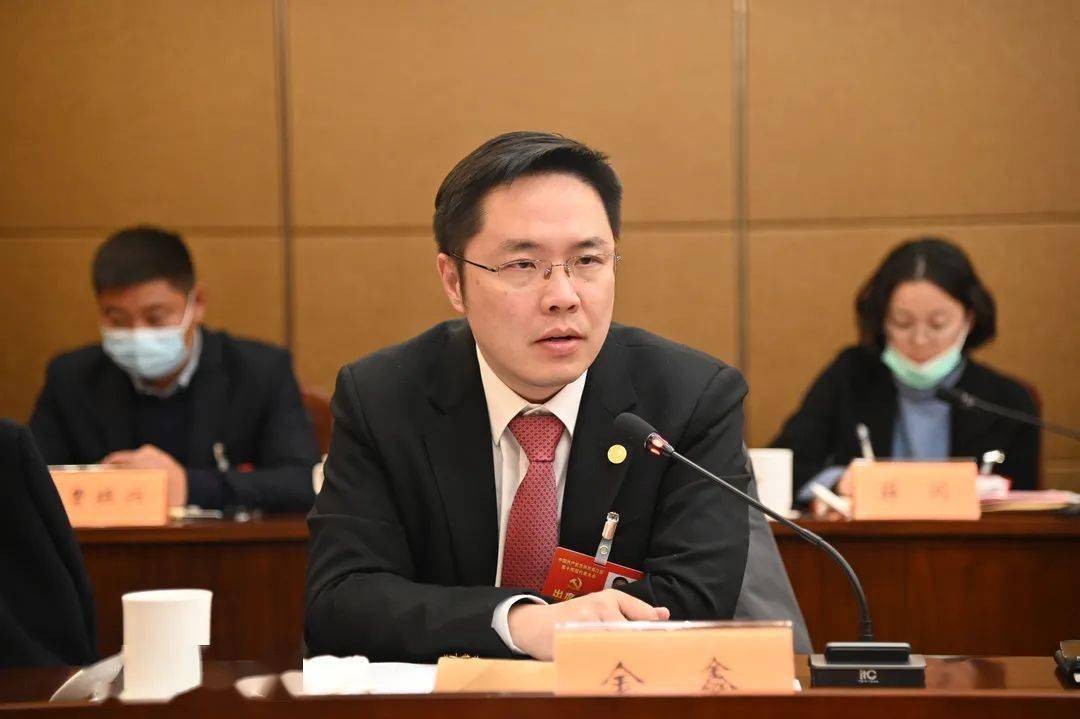 党代表金鑫:招商局将坚持"项目为王",全面承接上海"溢出效应",围绕