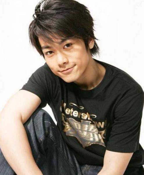 戴向宇23岁选秀出道娶大9岁陈紫函冻龄12年被调侃吃唐僧肉