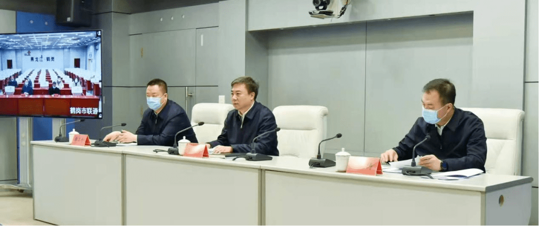 12月30日,副省长杨博出席全省民政工作座谈会并讲话