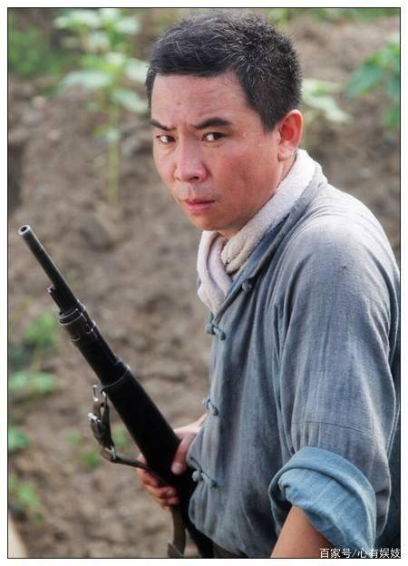 40岁的"白红标"感叹16年前《征服》,当时还是鲜肉_电视剧_观众_痞子