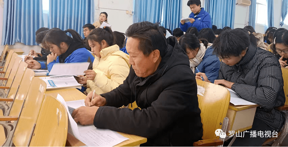 各美其美 美美与共一一罗山县楠杆高中举办高效课堂技能大赛_课改