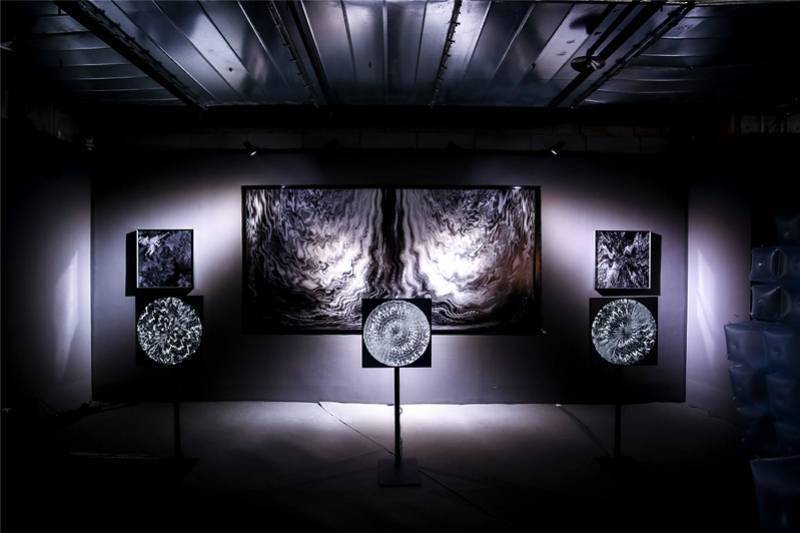 NFT数字艺术品“C位出道”！新一代赛博藏家全新上线