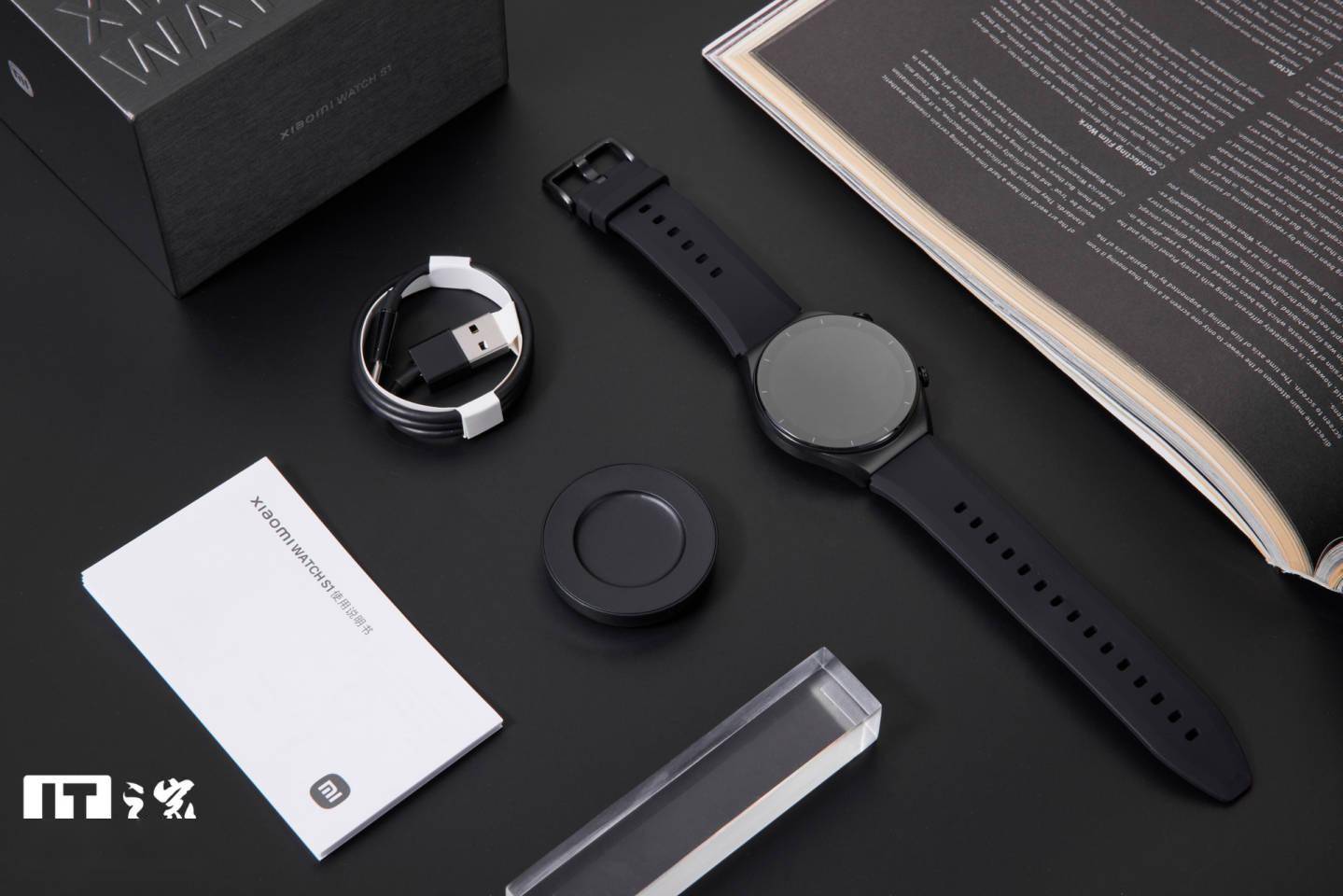 圆形|【IT之家开箱】小米Watch S1智能手表图赏：圆形表盘 + 12天续航