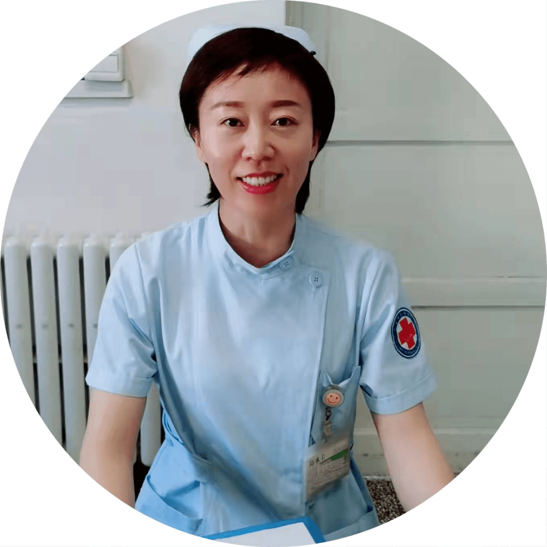 刘丽超老年病分部内一科 护士回首2021年,我们像是抗疫的"一块砖"