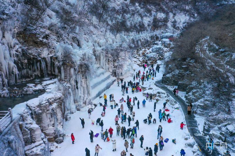 首场|河南云台山迎来2022首场大雪 银装素裹似仙境