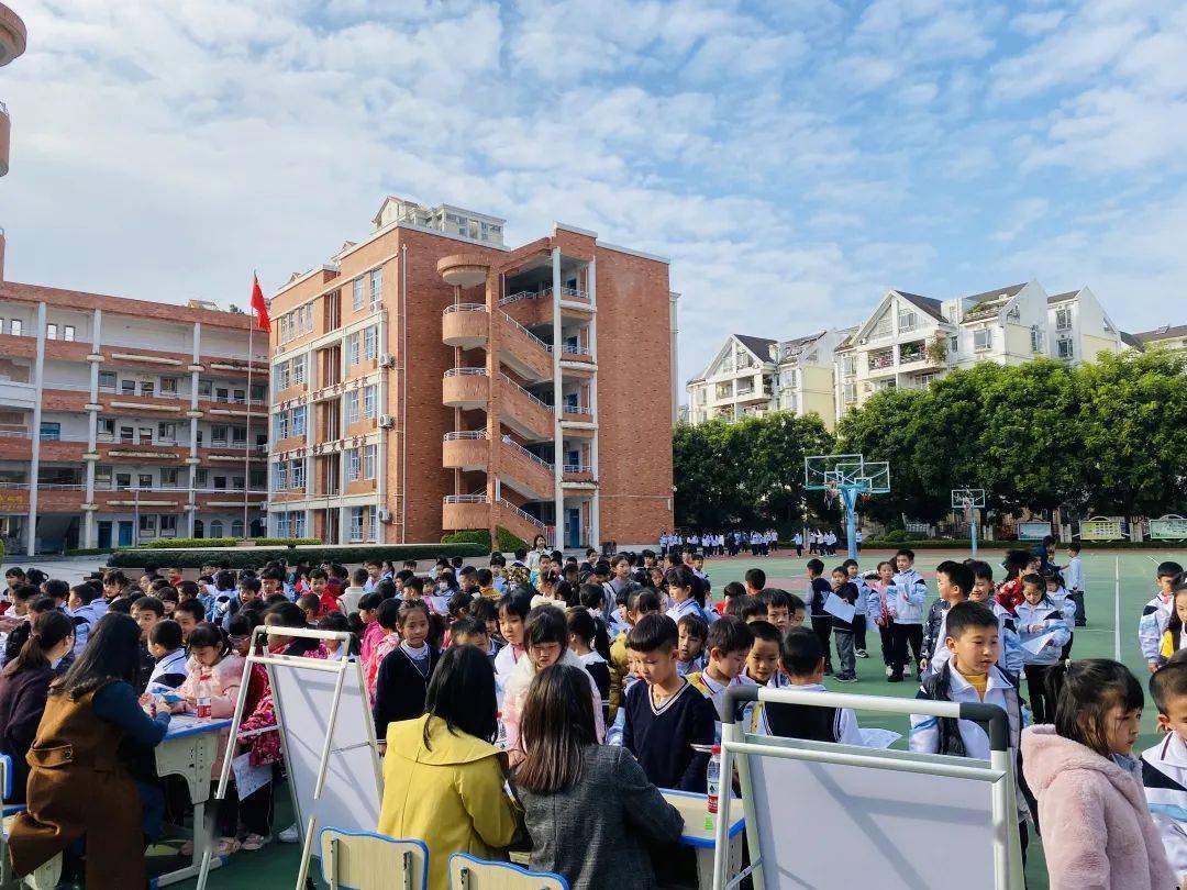 惠州市商业学校图片