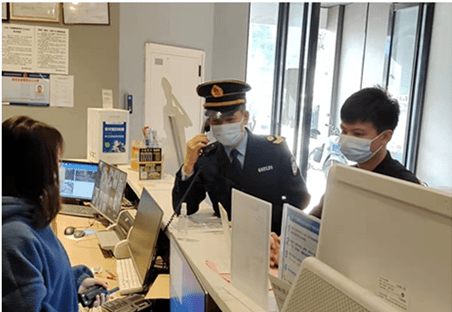龙华区持续按照疫情防控的工作部署,落实辖区日常的疫情防控工作,重点