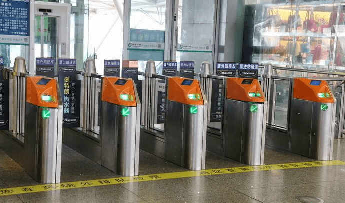 突发山西一高铁出站口闸机检出阳性此地居民禁止外出流动