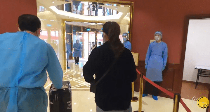 【澳门2021年回顾】医学观察酒店筑起防疫安全线_进行_人士_隔离