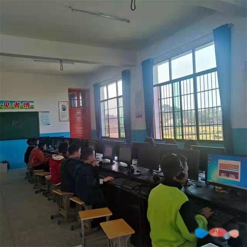 篮球|武冈市湾头桥镇南桥完全小学“双减”工作落地见成效