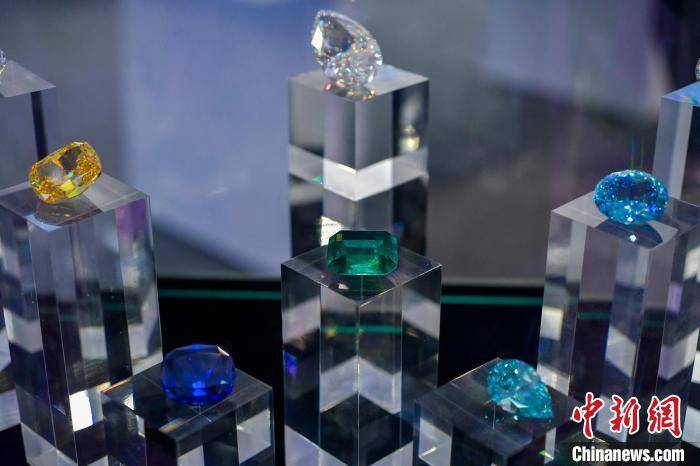 大会2022世界珠宝发展大会暨海南国际珠宝展在海口开幕