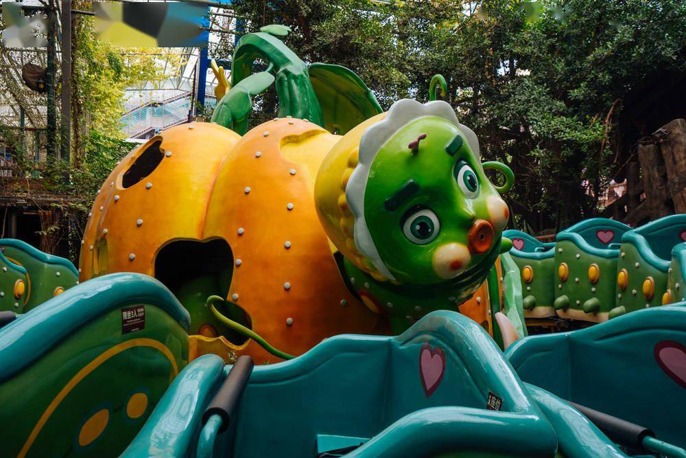 佛山这个地方好吃又好玩还可以看到超多动物仿佛来到了非洲