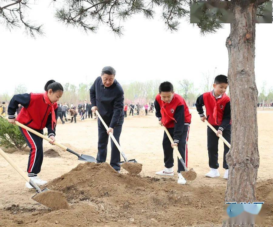 “增强全民节约意识、环保意识、生态意识”