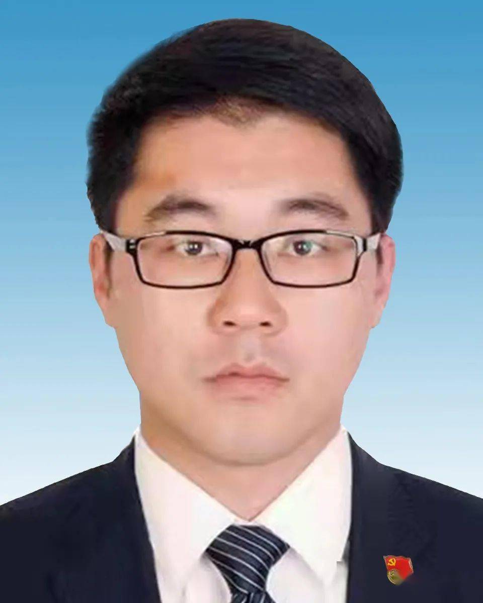 2022年1月当选都匀市人民政府副市长.