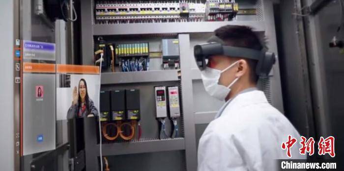 郑忠斌：桥梁型创新机构助推上海工业数字化转型连“点”成“网”