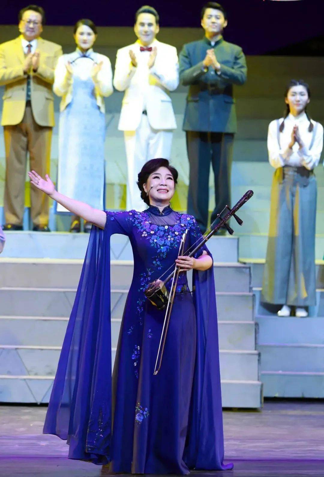 追求卓越不懈攀登宋国生教授论述胡琴表演艺术家宋飞的成功之道