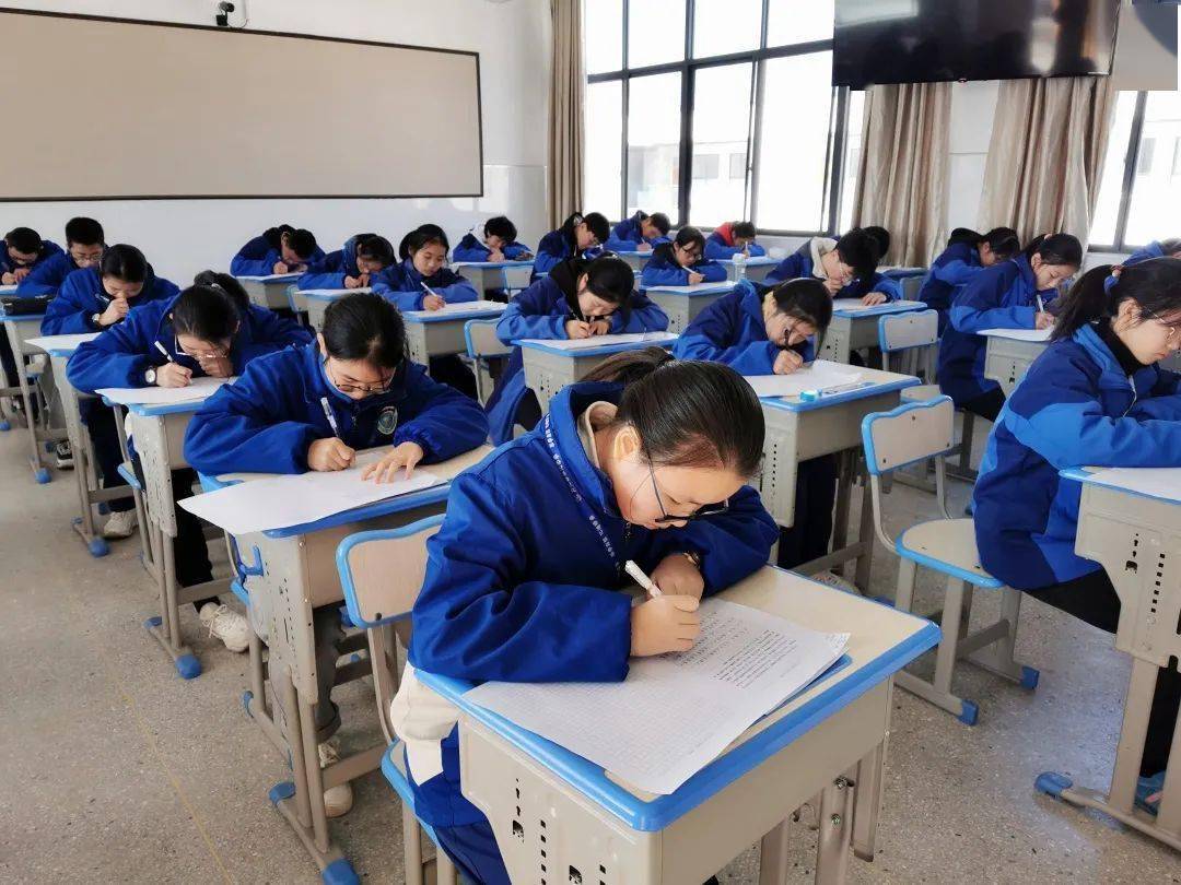 双减丨开化县崇化中学博学善教砺学向上