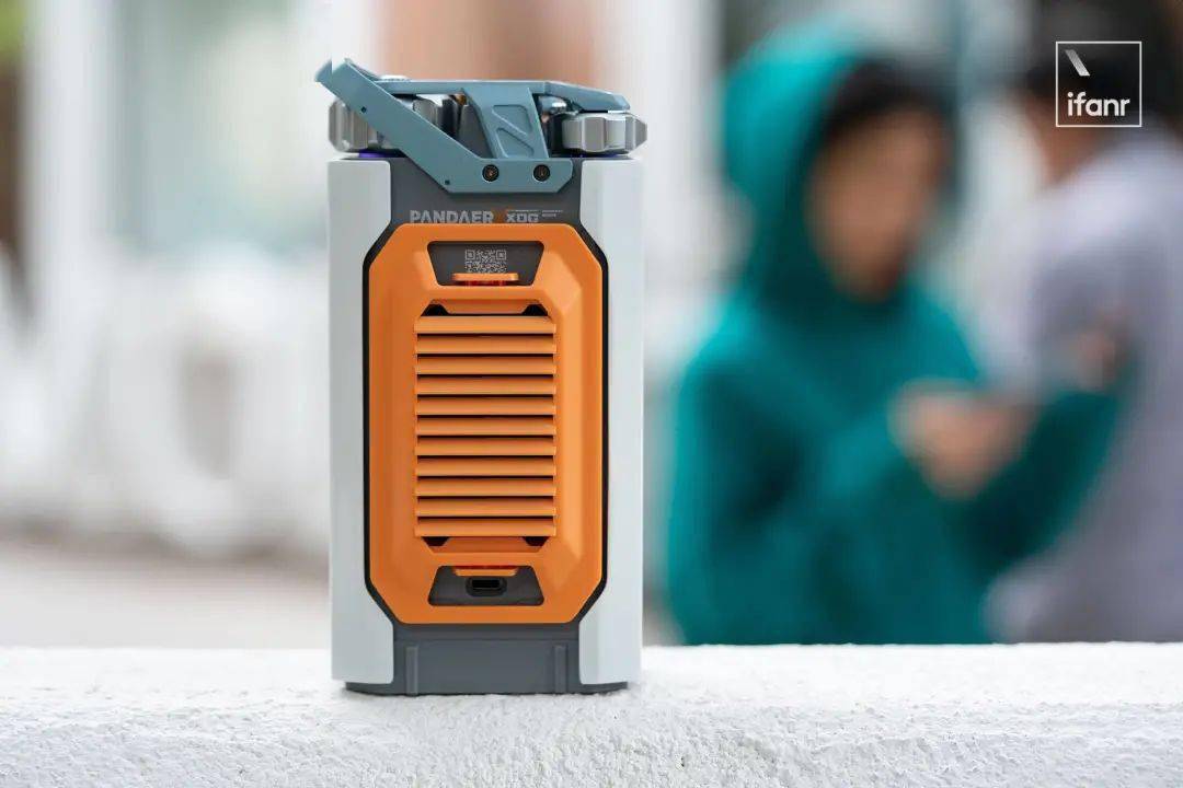 魅族白金独角兽赛博音箱图赏：联手猫王，再造潮品音箱