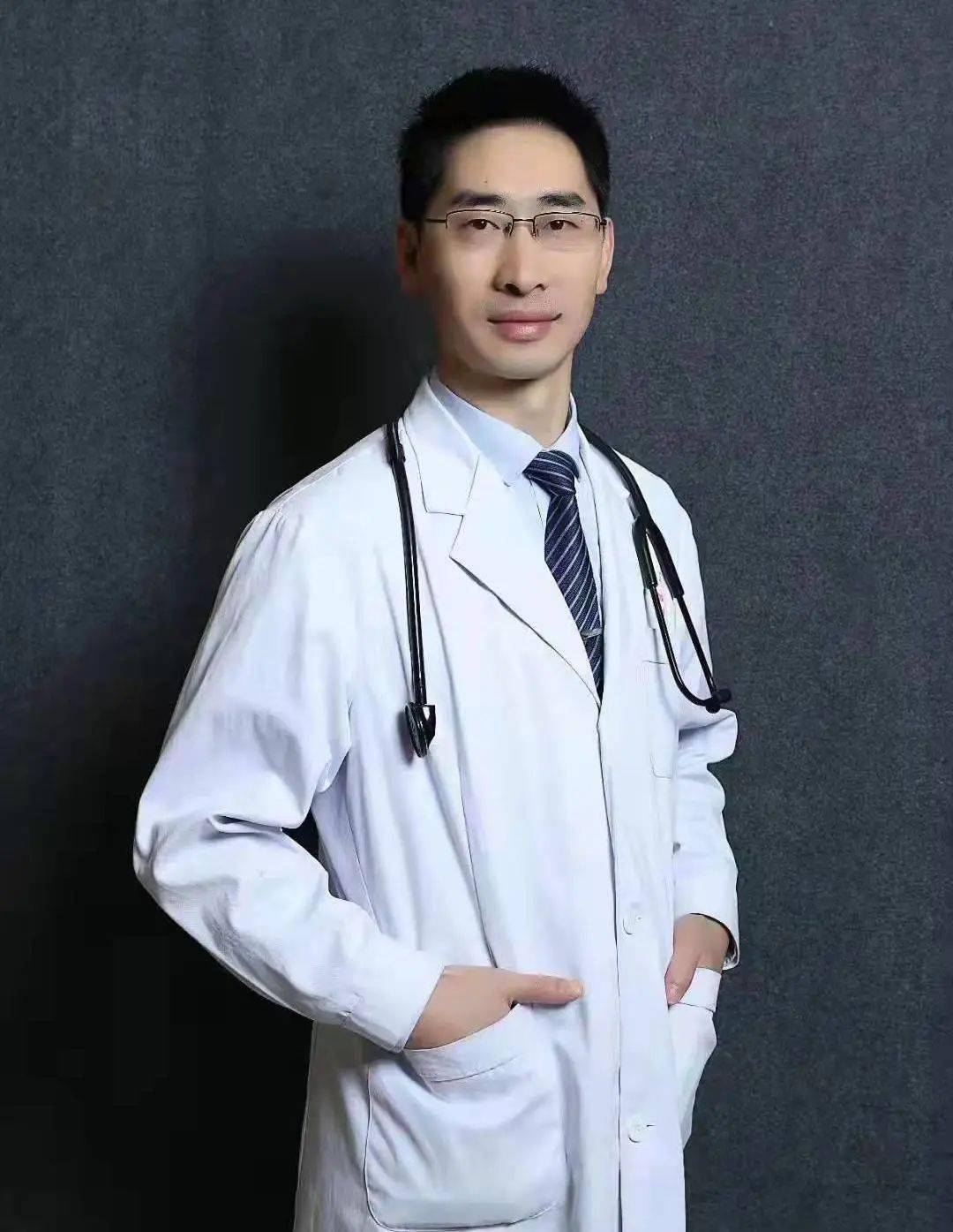 名医零距离胸心外科大咖走进直播间医学博士罗猛