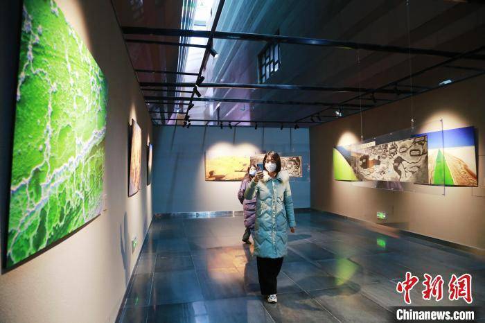西宁|“摄影家与青海——聚焦国际生态旅游目的地”摄影图片展西宁开展