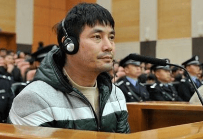 糯康移交时下跪,600万想买命,微表情专家:他未悔过_金三角地区_缅甸