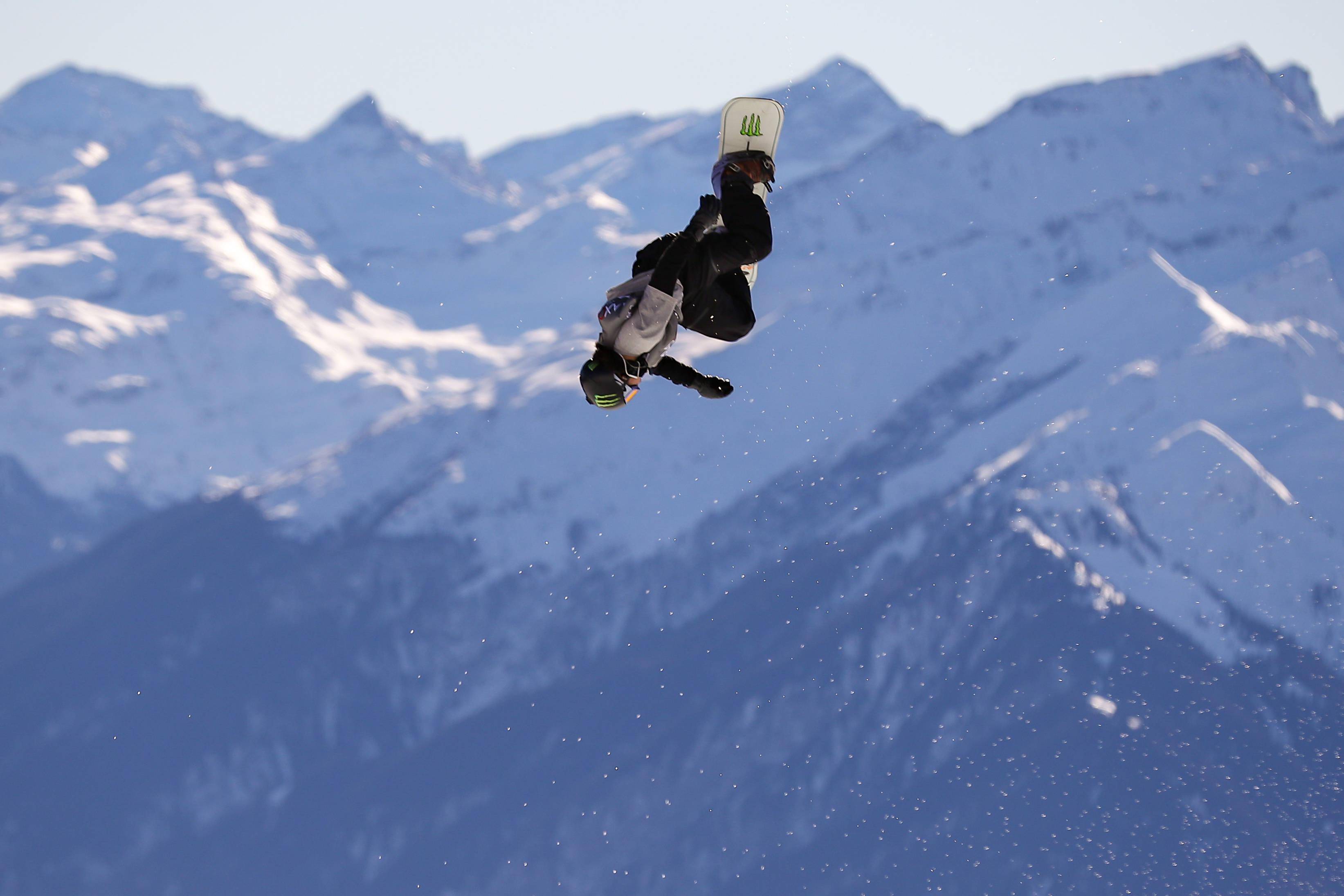 单板滑雪世界杯苏翊鸣获坡面障碍技巧决赛第十名