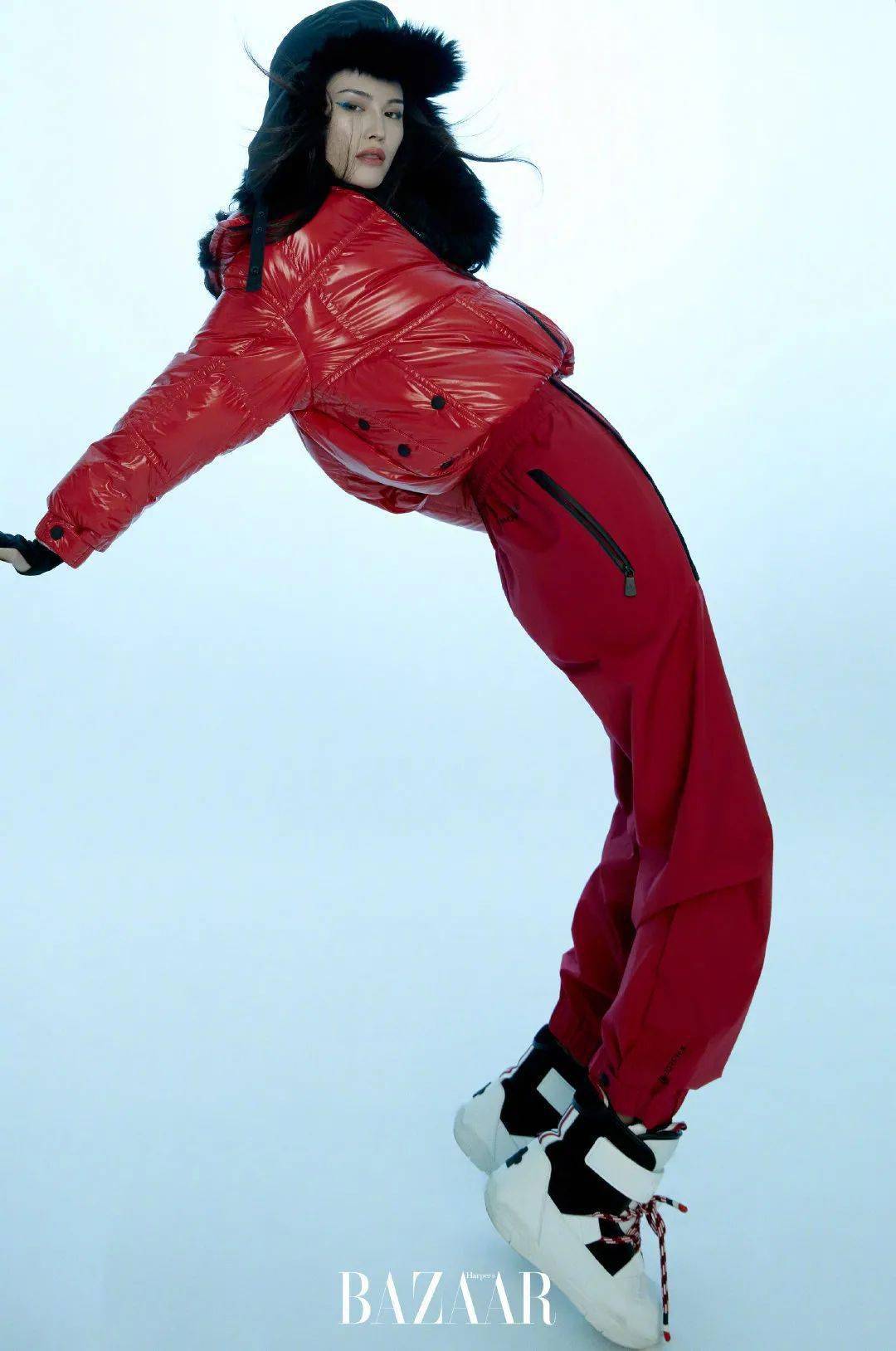 《elle》2月刊封面 内页,模特雎晓雯,摄影师nick yang.