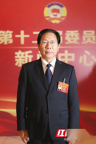 委员说丨黎作凤推动长江百里湖南段绿色经济发展走廊建设