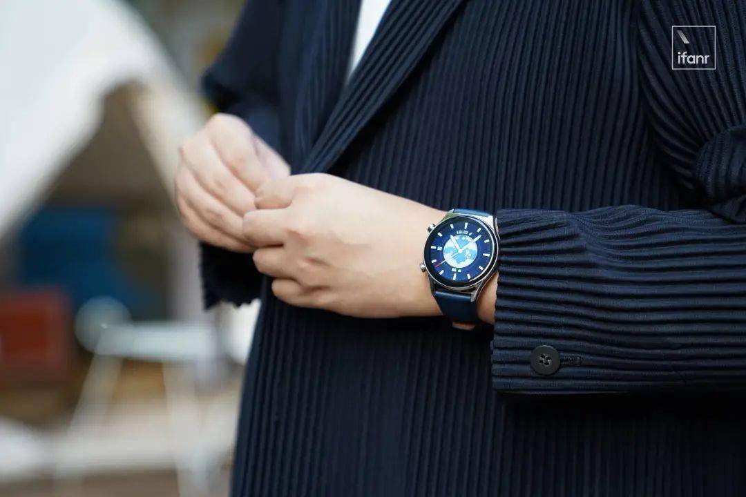 荣耀手表 GS 3 体验：轻薄的时尚健康助手