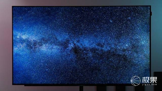 创维S82深度评测：专业调色师都“挑不出刺”的屏幕，怎么盘出不一样的美感？