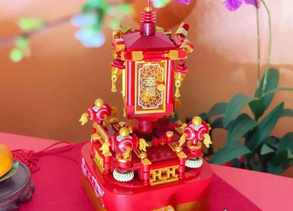 橘子|【新年礼物DIY】年味十足的国潮积木来袭！几十元拿下新年乐趣~