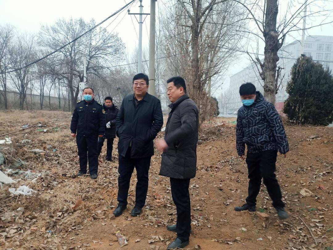 1月19日,副区长邵魁军陪同省农业农村厅副厅长刘振洲一行到企美公司