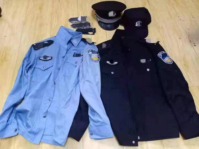 警服胸章图片