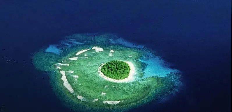 6,汤加虽然有173个岛屿,但130多个岛属于无人岛,最大岛是汤加塔布岛