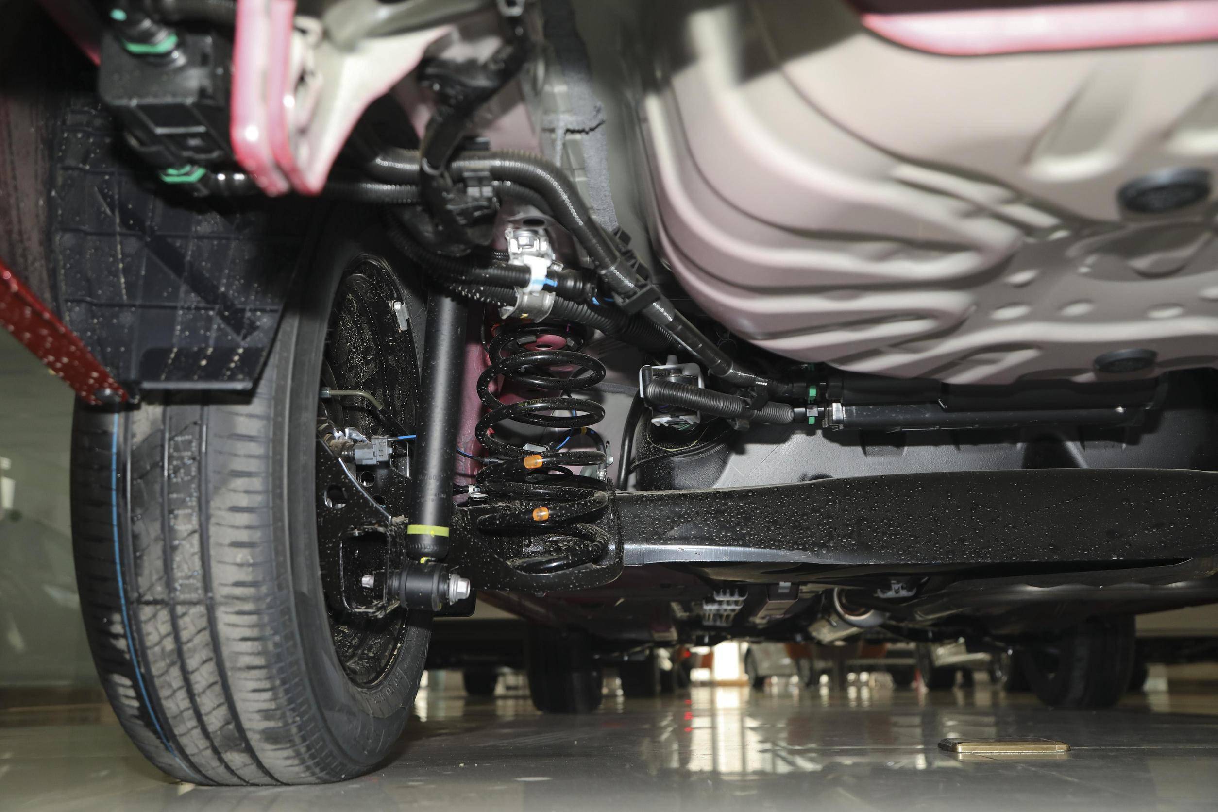 体验丰田yarisl致享售878万起油耗接近混动车值得入手吗