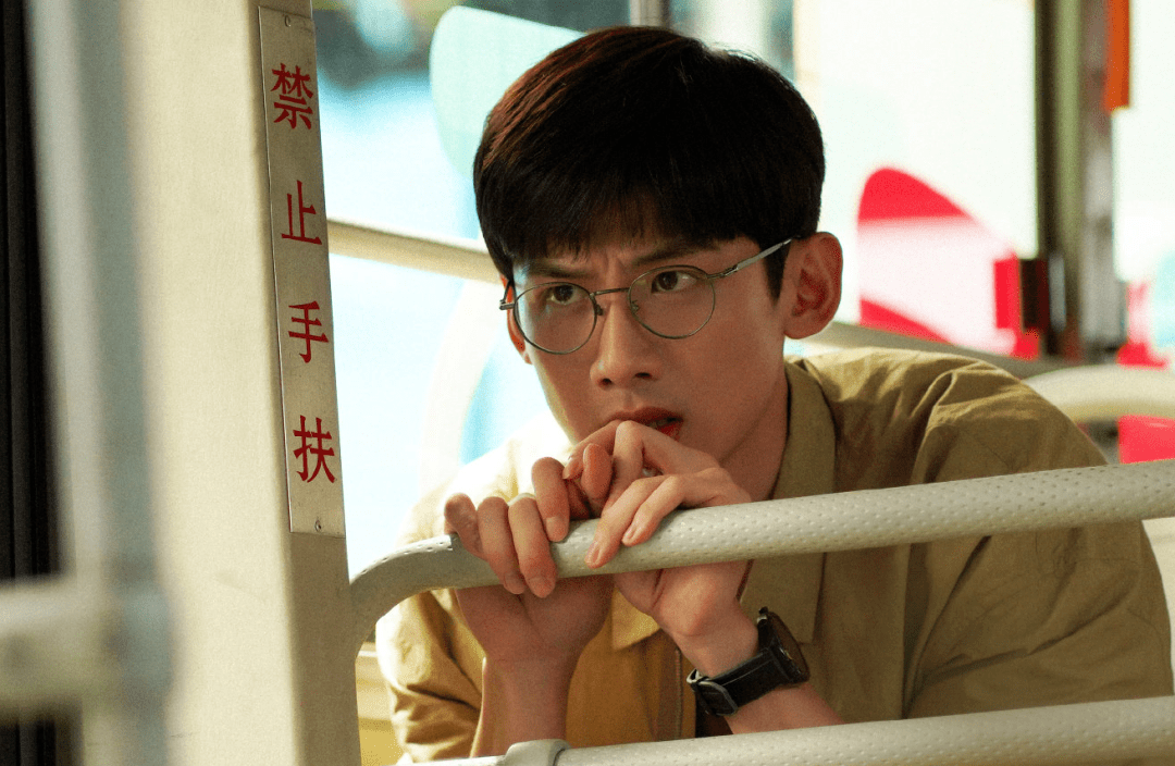 白敬亭,"白努力"了_开端_推理_玩家