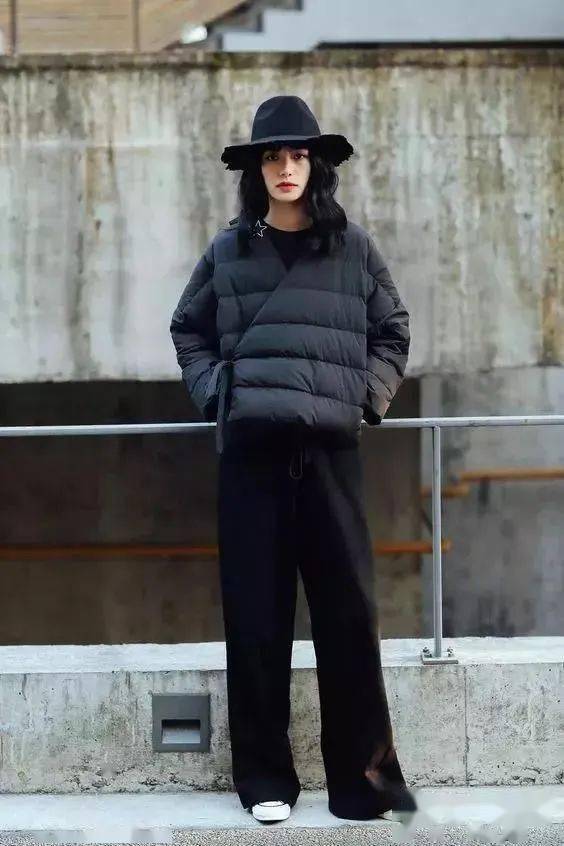 身材 “大衣”失宠了?现在流行这么穿!保暖又显瘦!