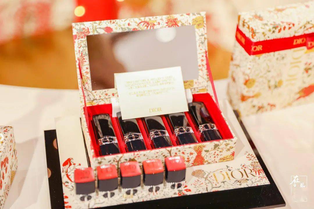 Beauty限时7天，「迪奥花漾新年限时展」惊艳登陆长沙，一同耀启花漾新年！