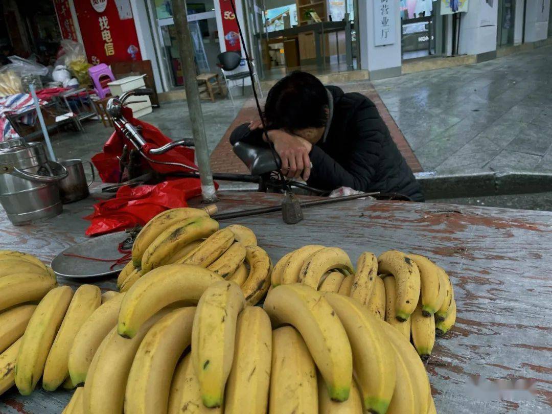 生活不易永春街头发生的真实一幕