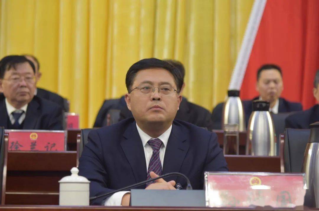 东明县第十九届人民代表大会第一次会议胜利闭幕_发展_全县_群众