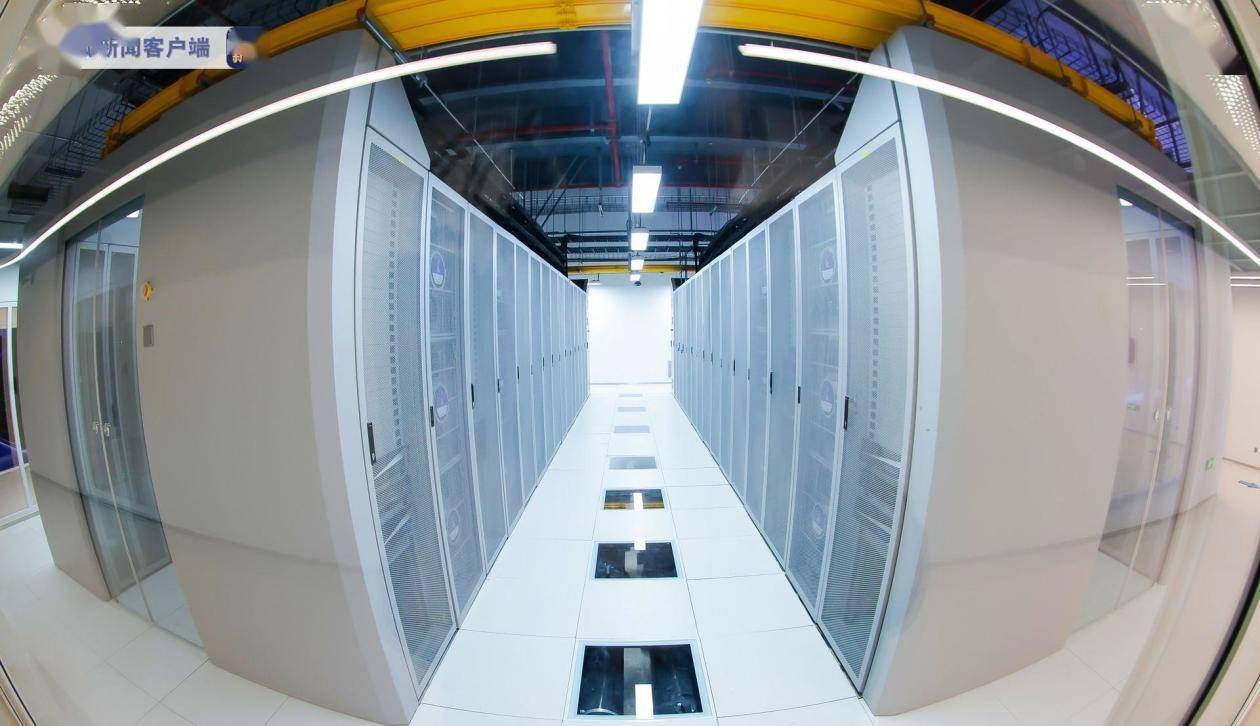 打造人工智能高地！华东首个超大型人工智能计算中心在上海临港启动运营