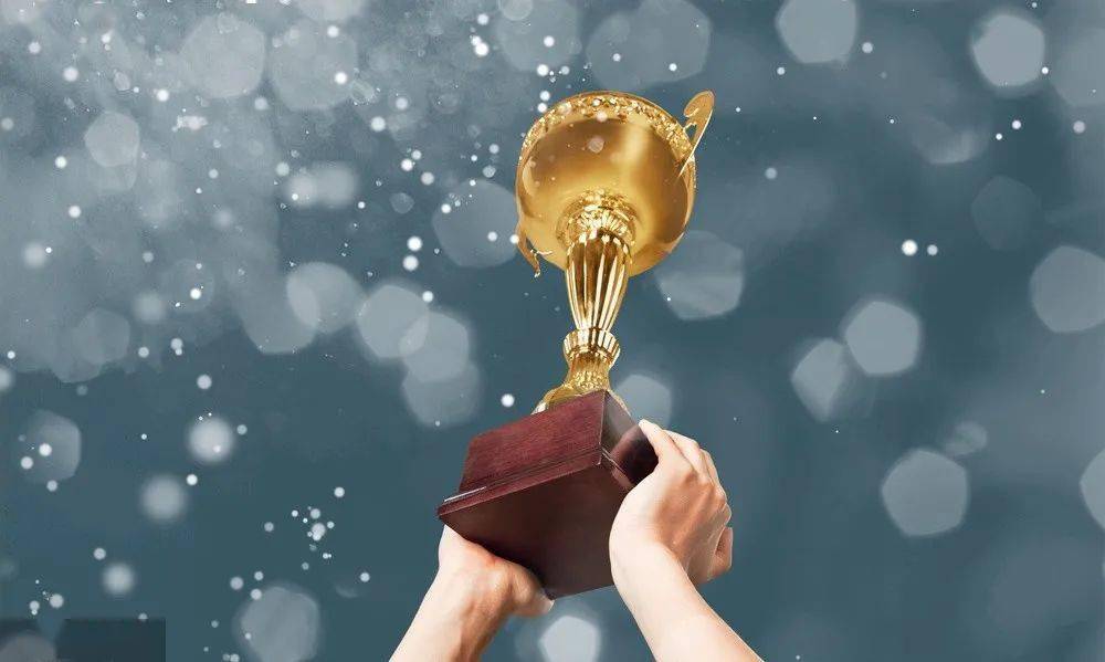 游戏仍是“瘸腿”、发行版过多反成“噩梦”？2022 年还不是 Linux 桌面元年