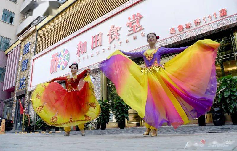 乌鲁木齐汉餐厅排行榜_新疆学子在汉过年分享小吃美味(2)