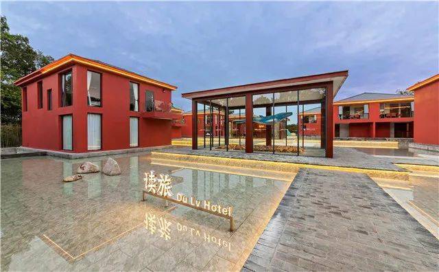 读旅龙湖乌托邦水上沉浸式度假民宿你一定不容错过