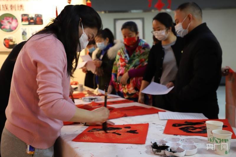 带回家|【疆有年味】今天把“福”气带回家