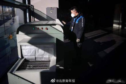 国家体育馆安装调试物品自动消杀机