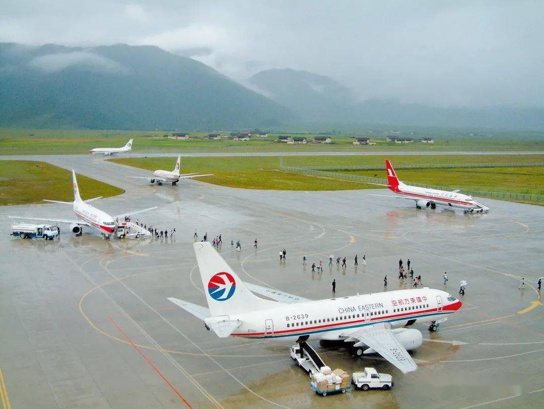 首破百亿元迪庆交通运输项目加快推进