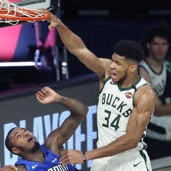 雄鹿主场力克篮网字母哥40分霸榜攻防两端压制杜兰特欧文组合