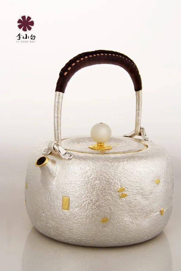 李小白银器是美与用的结合